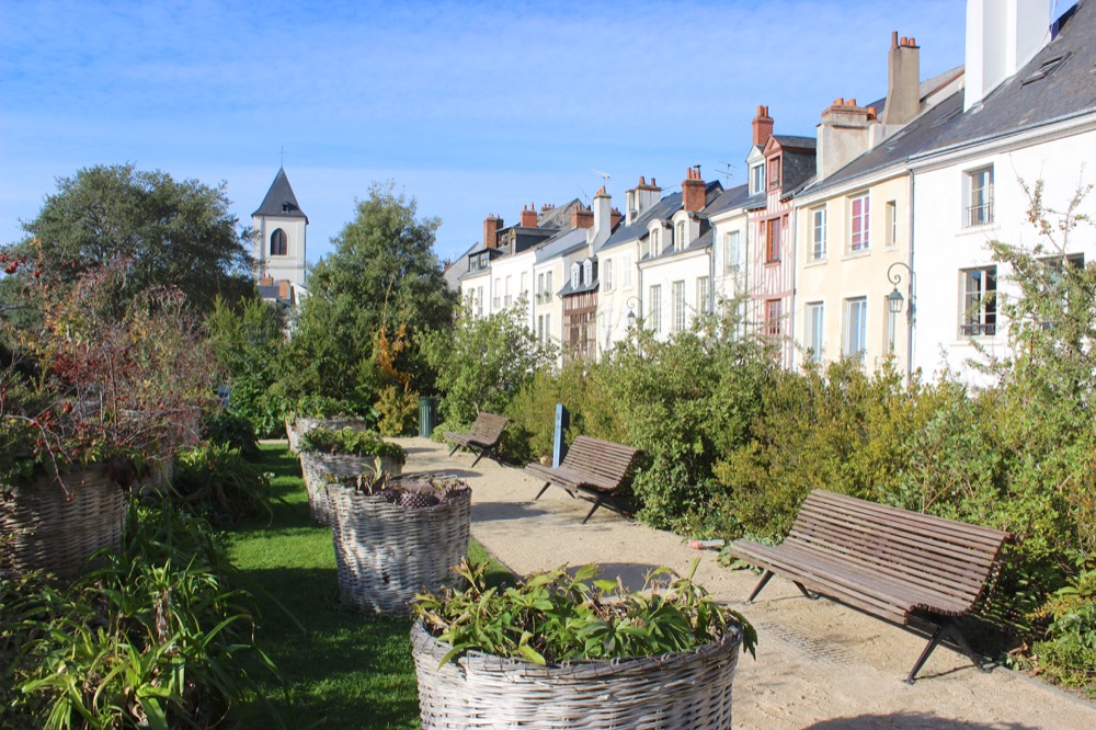 Qu'est-ce que le zonage "zone tendue" à Orléans et quel impact sur la location en 2026 ?